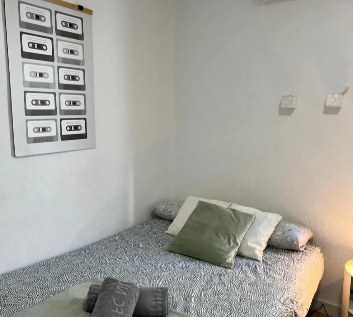 By Malagagrupos Centro Historico Parking Gratis 3 Habitaciones Malaga